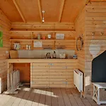 Chestnut - Yurt 斯拉尼