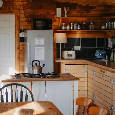 Chestnut - Yurt Tatil Evi *