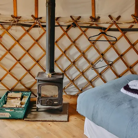 Дом отдыха Chestnut - Yurt